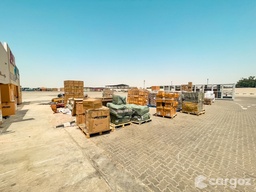 OPEN YARD