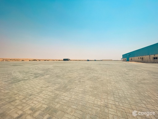 OPEN YARD